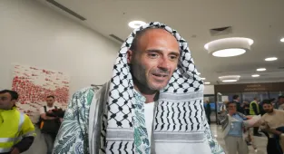 Sumud Filosu'ndaki yabancı aktivistler İsrail'in kendilerine uyguladığı şiddeti anlattı (3)