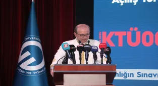 YÖK Başkanı Özvar, KTÜ'nün akademik yıl açılışında konuştu: