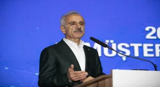 Bakan Uraloğlu, Sakarya'da Deniz Ticaret Odası Müşterek Meslek Komiteleri Toplantısı'nda konuştu: