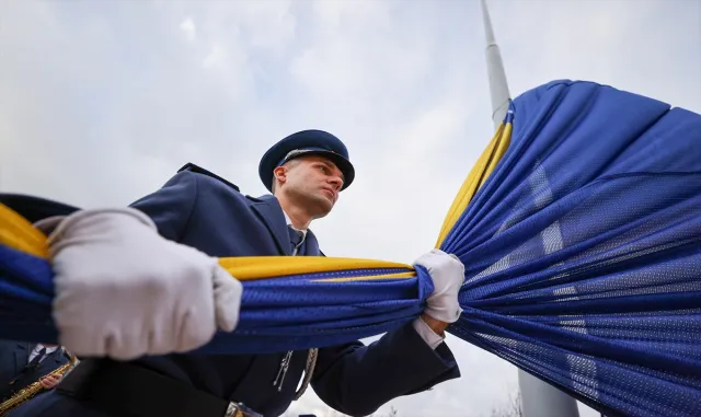 Bosna Hersek tarihinin önemli günlerinden Devlet Günü törenlerle kutlanıyor