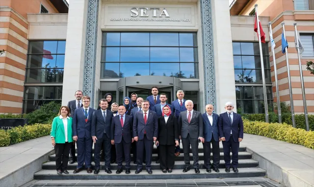 Cumhurbaşkanı Yardımcısı Yılmaz, Türkiye'de Değişen Nüfus ve Ailenin Geleceği sempozyumunda konuştu: 