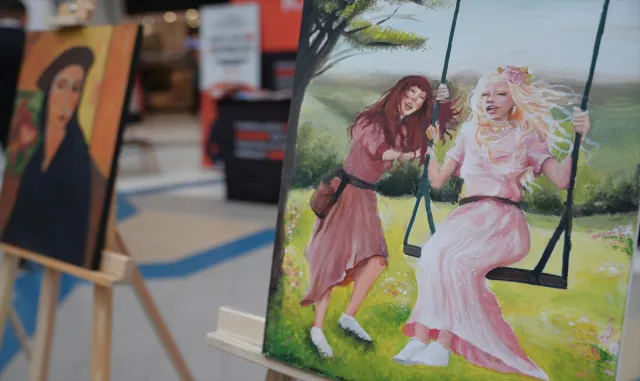 Erzurum'da şiddete karşı farkındalık oluşturmak amacıyla 25 Kadın, 25 Hikaye sergisi açıldı