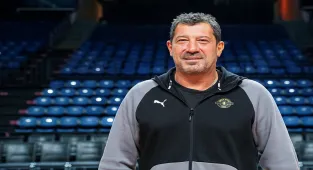 Esenler Erokspor Başantrenörü Ufuk Sarıca, başarı kıstaslarını açıkladı: