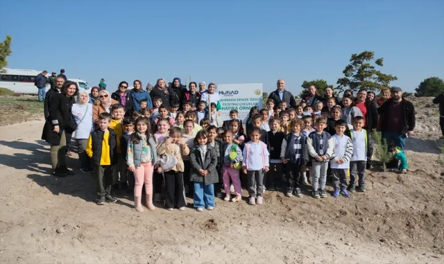 Eskişehir'de Nehirden Denize Özgür Filistinli Çocuklar Hatıra Ormanı oluşturuldu