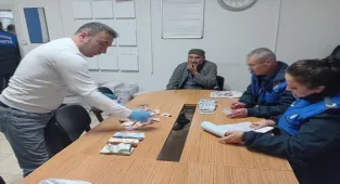 Eskişehir'deki dilencilerden 6 bin 850 lira ele geçirildi