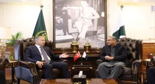 İçişleri Bakanı Yerlikaya, Pakistanlı mevkidaşı Nakvi ile görüştü