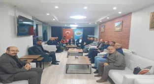 Karakucak Güreşleri Dünya Şampiyonası birincisi Keleş'ten Yıldızeli Derneği'ne ziyaret