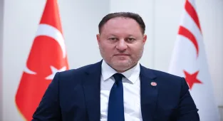 KKTC Cumhuriyet Meclisi Başkanı Öztürkler, ülkesinin 42. kuruluş yılını değerlendirdi: