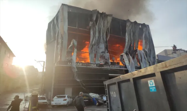 Kocaeli'de kozmetik fabrikasında çıkan yangınla ilgili 3 şüpheli gözaltına alındı