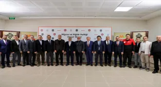 Niğde'de yerli patates ve barbunyanın ilk alımı yapıldı