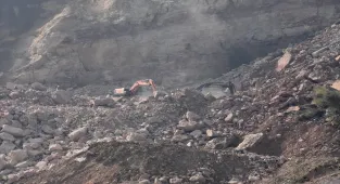 Ordu'da taş ocağı şantiyesindeki göçükte hayatını kaybeden kamyon şoförünün cenazesi defnedildi