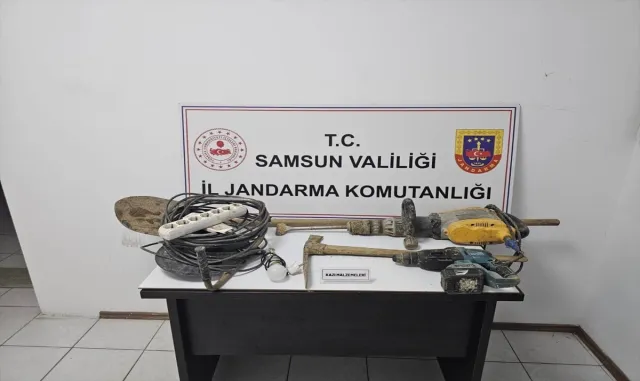 Samsun'da kaçak kazı yapan 7 kişi suçüstü yakalandı
