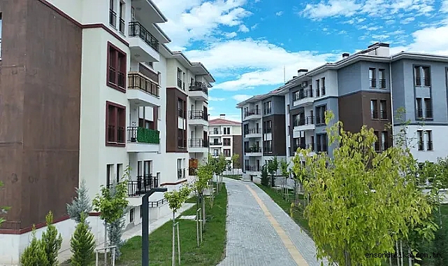 TOKİ 500 Bin konut kura takvimi açıklandı: Peşinat ödeme tarihleri ve detaylar belli oldu