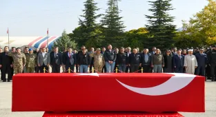 Tunceli'de trafik kazasında hayatını kaybeden asker için tören düzenlendi