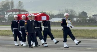 Türkiye şehitlerini uğurluyor