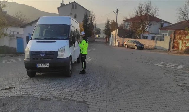 Yozgat'ta jandarma okul servislerini denetledi