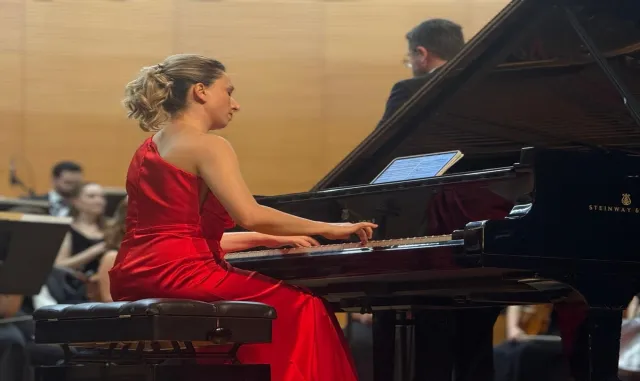 BBDSO, piyano ikilisi Selin Şekeranber ve Yudum Çetiner'i ağırladı