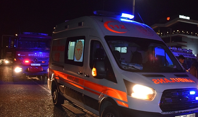 Bursa'da iki otomobilin çarpıştığı kazada sürücüler yaralandı