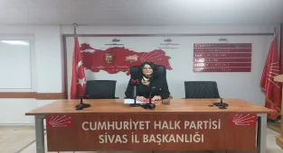 CHP Sivas Kadın Kolları Başkanı Korkmaz, 5 Aralık Dünya Kadın Hakları Günü dolayısıyla açıklama yaptı