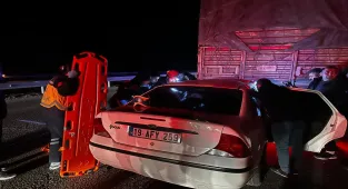 Çorum'da tırla çarpışan otomobilin sürücüsü öldü