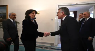 DEM Parti heyeti, AK Parti Grup Başkanlığını ziyaret etti