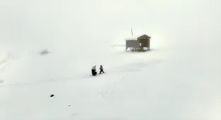 Düzce'nin 1830 rakımlı Kardüz Yaylası'na kar yağdı