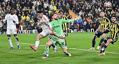 Futbol: Ziraat Türkiye Kupası: Fenerbahçe: 1 - Beşiktaş: 2