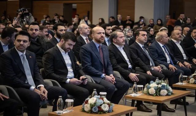 Genç Memur-Sen, Türk Dünyası Akademisi Ödül Töreni düzenledi