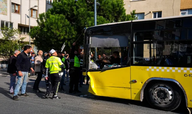 GÜNCELLEME 2 - Üsküdar'da İETT otobüsünün bir iş yerine girmesi sonucu 3 kişi yaralandı