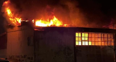Hatay'da sanayi sitesinde yangın! İtfaiye ekipleri müdahale ediyor