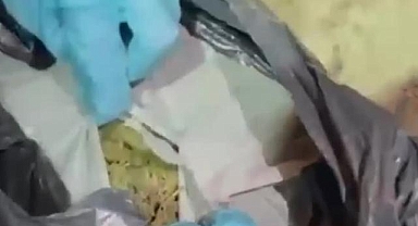 İzmir'de uyuşturucu ticareti şüphesi: baba ve oğlu yakalandı