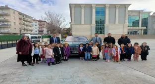 Kırşehir'de öğrencilere Türkiye'nin yerli otomobili Togg tanıtıldı