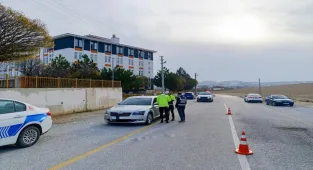 Kırşehir'de okul çevrelerinde şok uygulama yapıldı