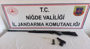 Niğde'de ruhsatsız silah operasyonunda 3 şüpheli yakalandı