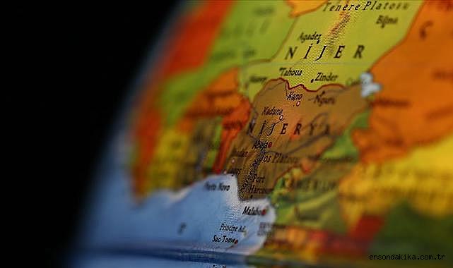 Nijerya'da bir camide düzenlenen intihar saldırısında 5 kişi öldü