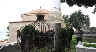 Osmanlı komutanlarından Necip Paşa'nın mezarı Gelibolu Yarımadası'nda bulundu