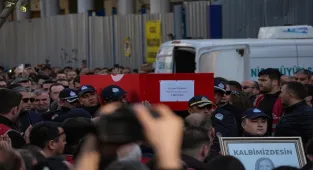 Şehzadeler Belediye Başkanı Durbay için belediye önünde tören düzenlendi