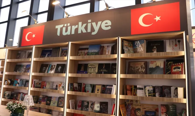 Sofya’da açılan Uluslararası Kitap Fuarında Türk standı ilgi görüyor