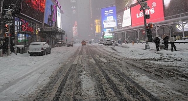 ABD'yi etkisi altına alan kar fırtınası ve soğuklarda 920 bine yakın kişi elektriksiz kaldı (GÜNCELLEME)