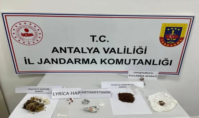 Antalya'da uyuşturucu operasyonunda 2 şüpheli yakalandı