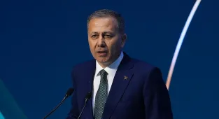 Bakan Yerlikaya, Antalya'da 10 yıl önce işlenen faili meçhul kadın cinayetinin aydınlatıldığını duyurdu: