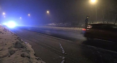 Bolu Dağı'nda yoğun kar yağışı başladı!