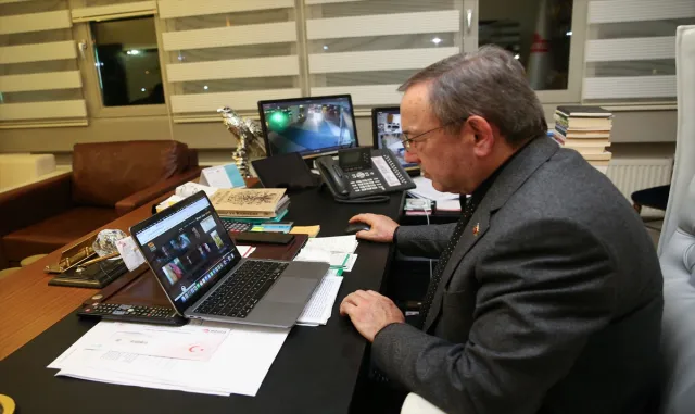 ÇAYKUR Genel Müdürü Alim, AA'nın Yılın Kareleri oylamasına katıldı