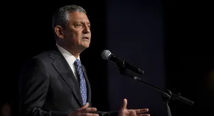 CHP Genel Başkanı Özel, DEM Parti heyeti ile görüştü