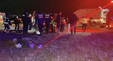 Çorum'da iki otomobilin çarpıştığı kazada 8 kişi yaralandı