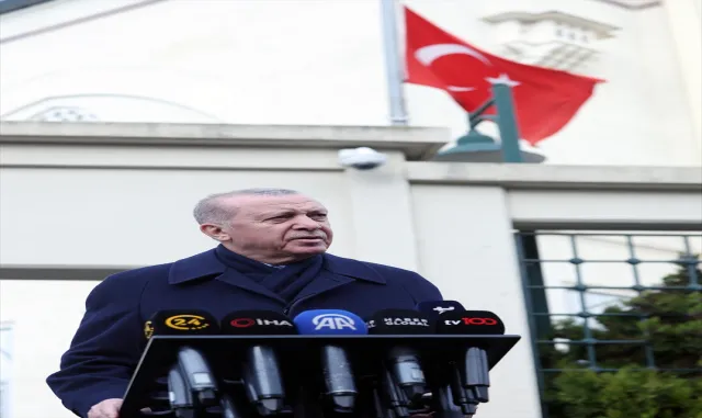 Cumhurbaşkanı Erdoğan, cuma namazı sonrası gazetecilerin sorularını yanıtladı: