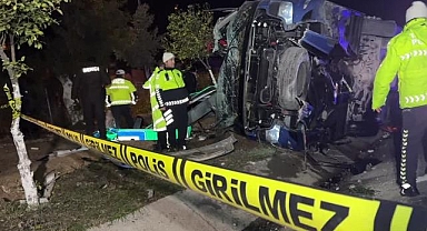 Devrilen otobüsteki 8 kişi yaralandı