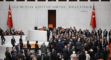 En düşük emekli aylığının artırılmasını da içeren kanun teklifi TBMM Genel Kurulunda kabul edildi