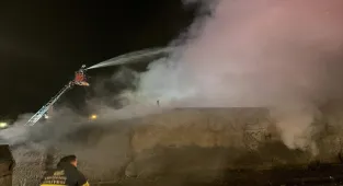 Eskişehir'de marangozhanede çıkan yangın söndürüldü