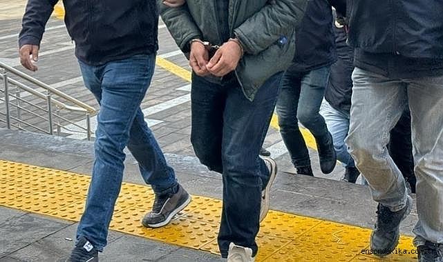 Evinde uyuşturucu sattı: 22,5 yıl hapis cezası aldı